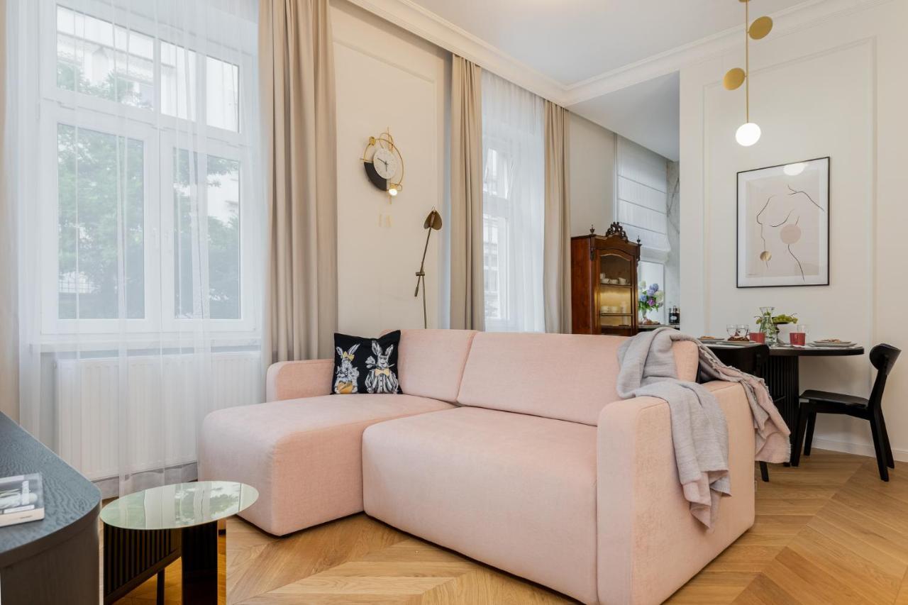 Premium Apartment In Parisian Style In The Heart Of Old Cracovia Exterior foto